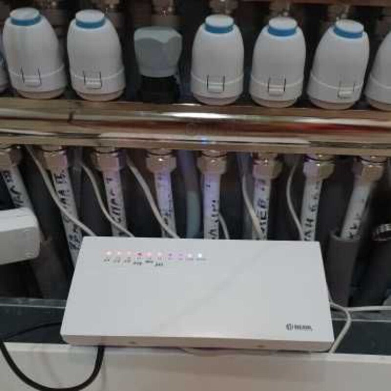 Centru comanda incalzire pardoseala wireless 8 zone CCT-10-X