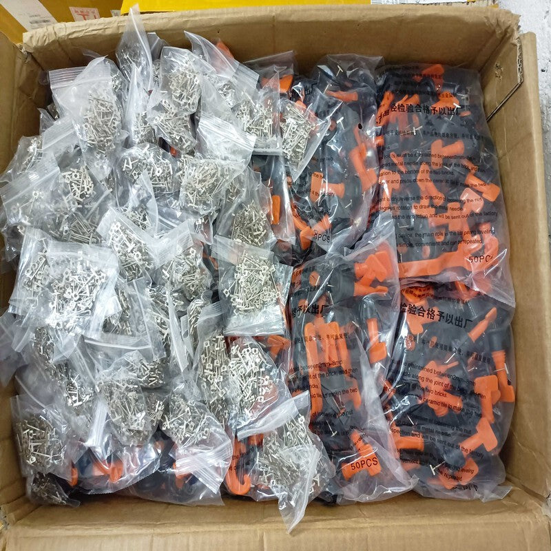 Tije/spatiere inox refolosibile pentru gresie / faianta